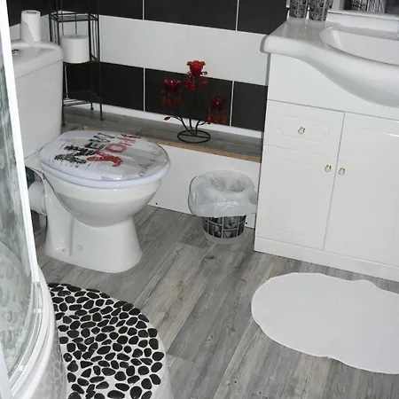 招待所 乌斯塔莱酒店 3*