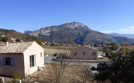 L'oustalet בית הארחה